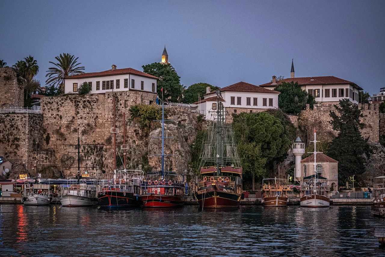 Antalya’da Dijital Platformlarda Kullanılan Markalara Karşı Dava Açılması